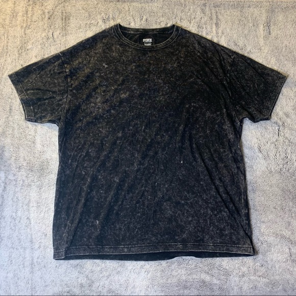 ✨ SOLD ✨ PINK Victoria’s Secret | One Size Tee - Picture 1 of 1